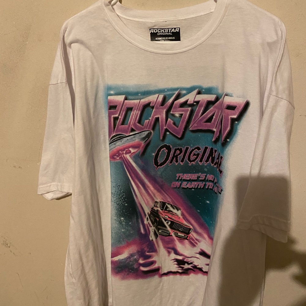 Rockstar Original Graphic Tee – UFO Car Design (Size XXXL)